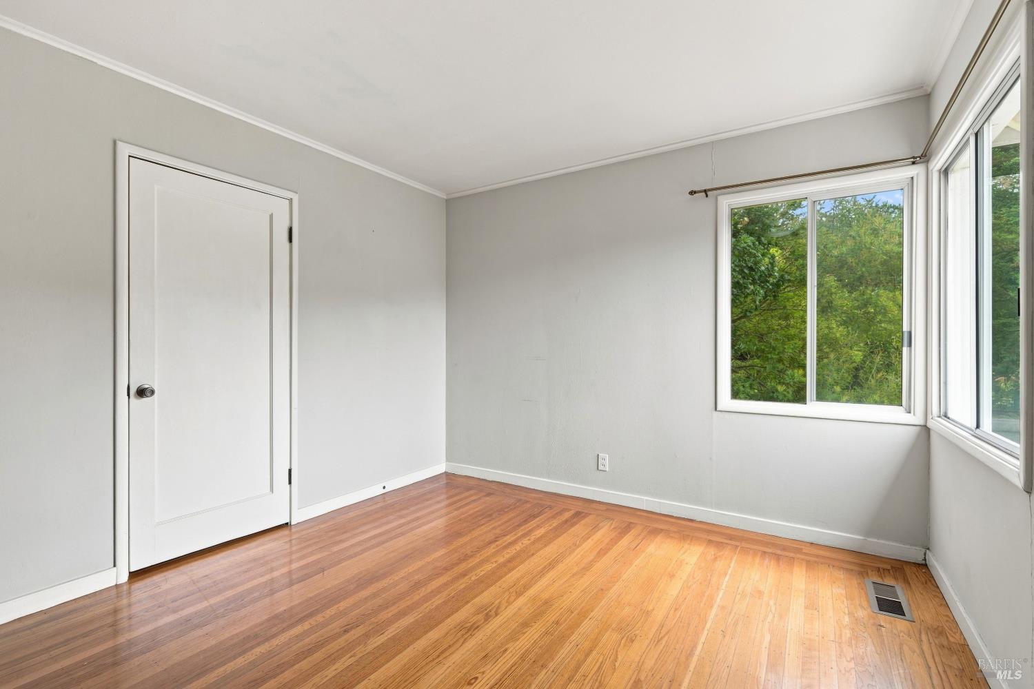 40 South Knoll Road Mill Valley, CA 94941 - Photo 25 of 36 Gallery Image 25