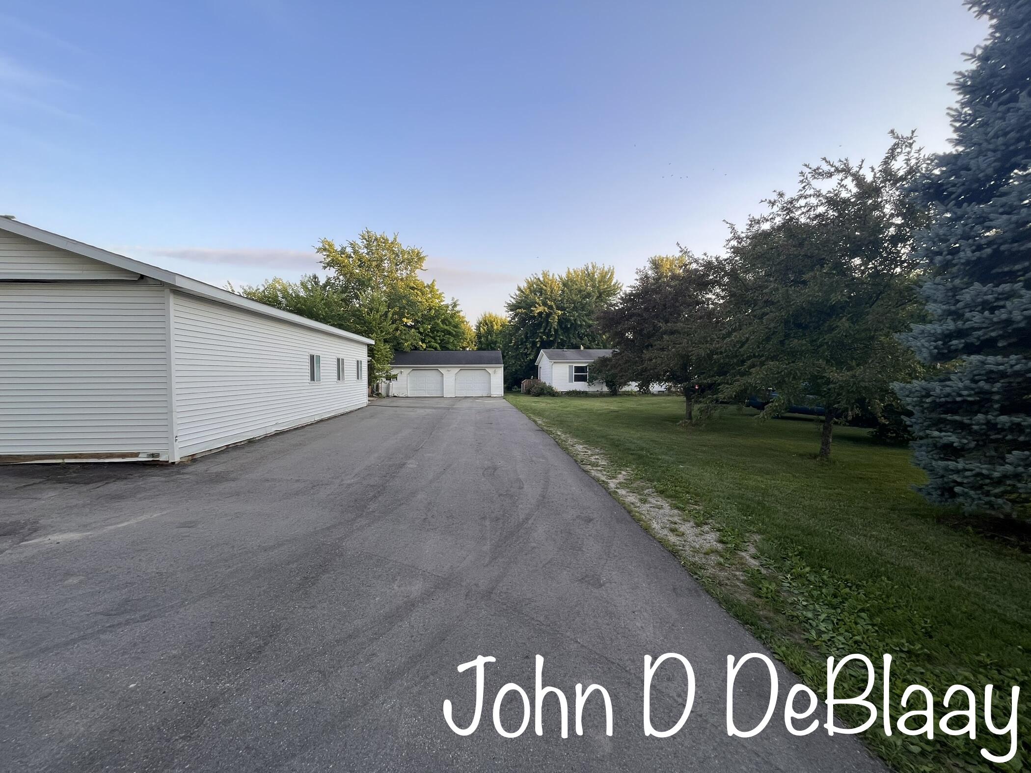 69 Mead Road Ionia, MI 48846 - Photo 4 of 32 IMG-2894