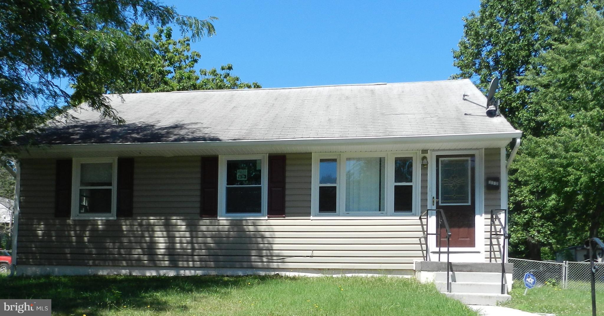 3902 92nd Avenue Springdale, MD 20706 - Photo 2 of 16 Exterior (Front)