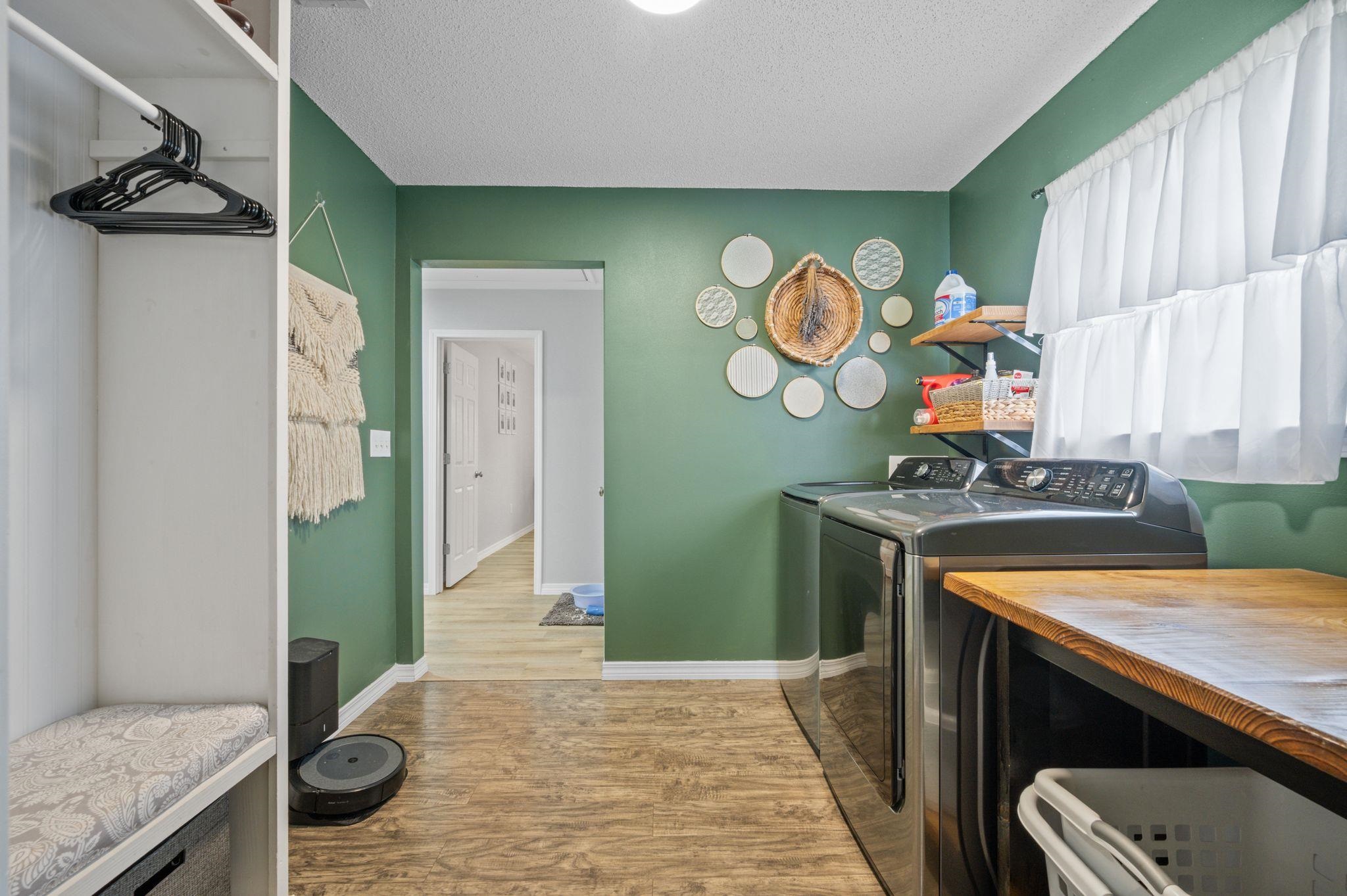 15747 Dogwood Road Bay Minette, AL 36507 - Photo 19 of 43 Laundry