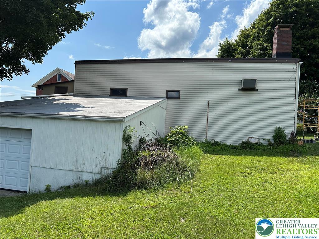 527 Division Street Bangor, PA 18013 - Photo 5 of 5