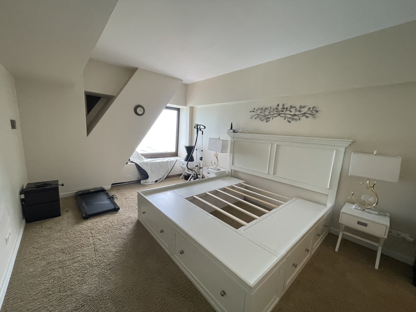 175 East Delaware Place, Unit 6206 Chicago, IL 60611 - Photo 16 of 28