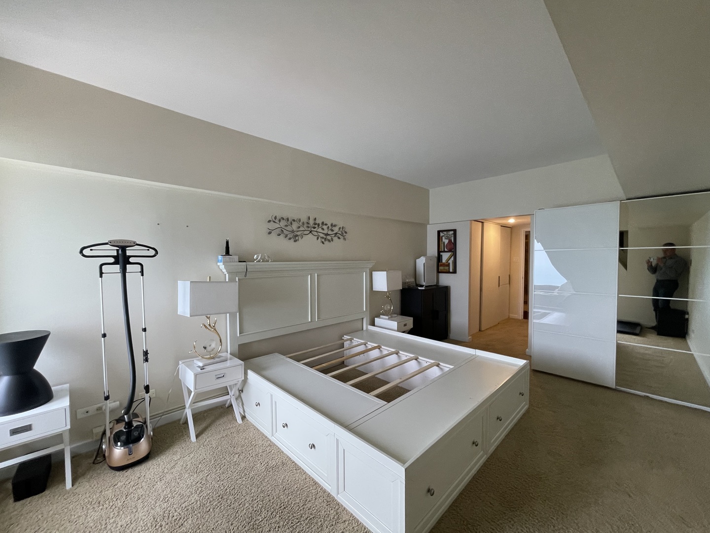 175 East Delaware Place, Unit 6206 Chicago, IL 60611 - Photo 17 of 28