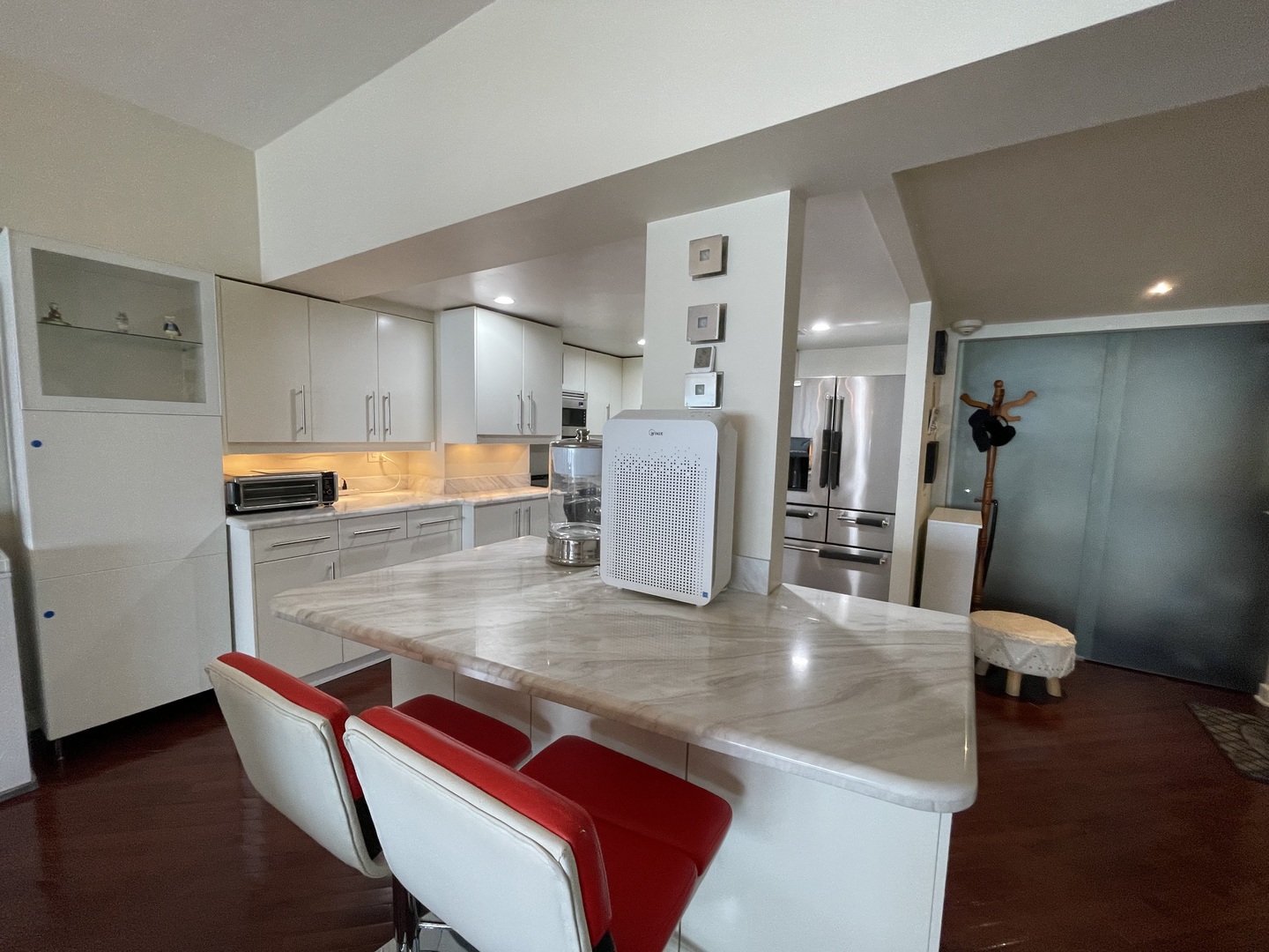 175 East Delaware Place, Unit 6206 Chicago, IL 60611 - Photo 7 of 28