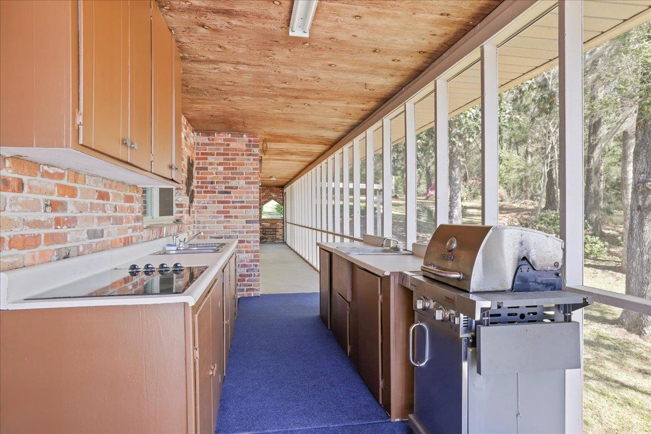 2995 Luther Hall Road Tallahassee, FL 32310 - Photo 3 of 42 Gallery Image 3