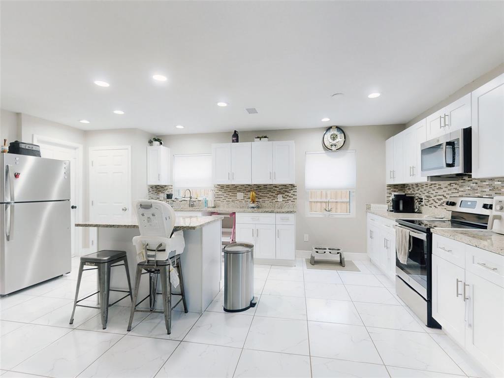 104 Winding Ridge Drive Sanford, FL 32773 - Photo 2 of 23 Gallery Image 2