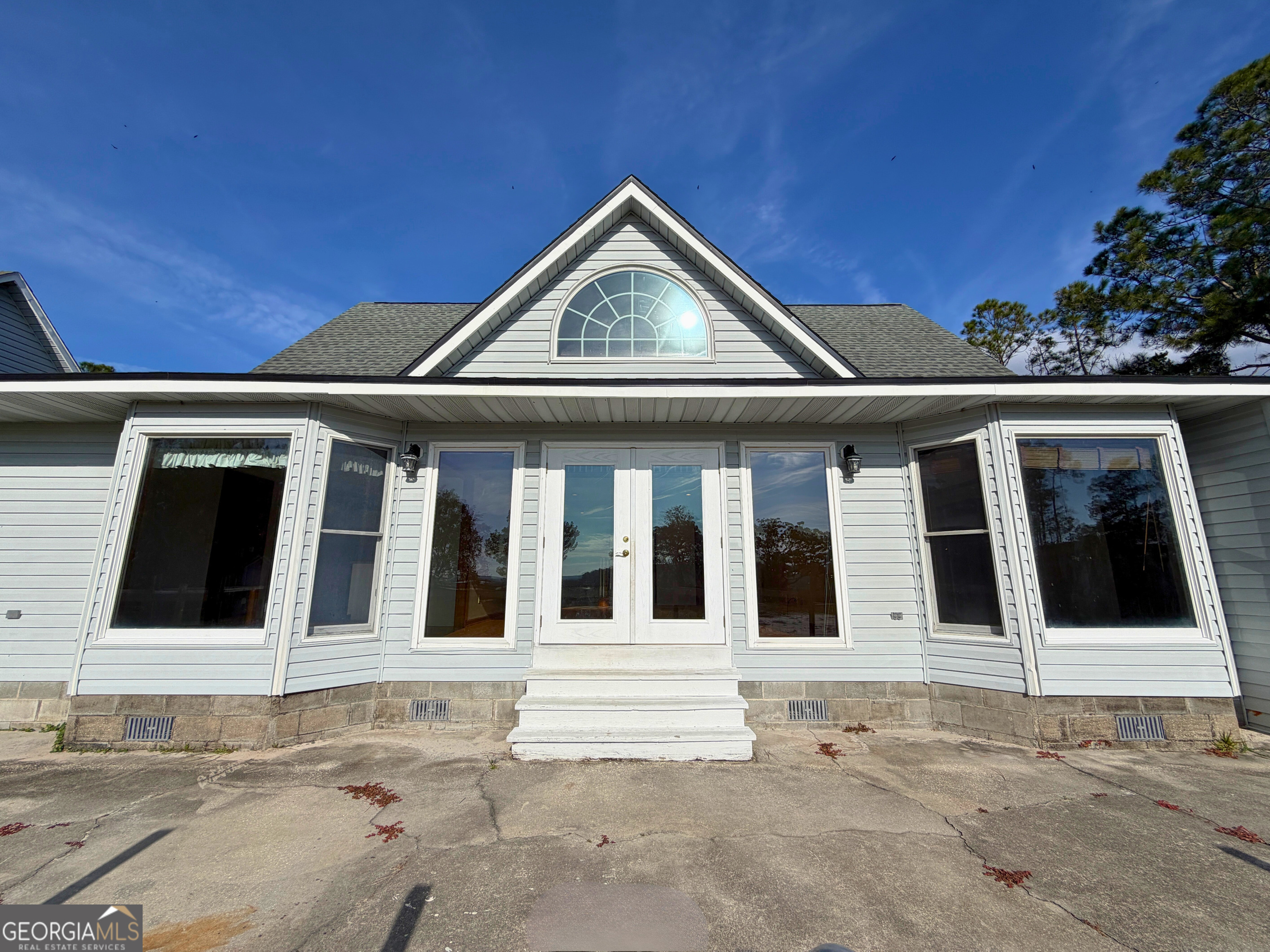 1818 Union Carbide Road Woodbine, GA 31569 - Photo 29 of 33 a view of a house with a window