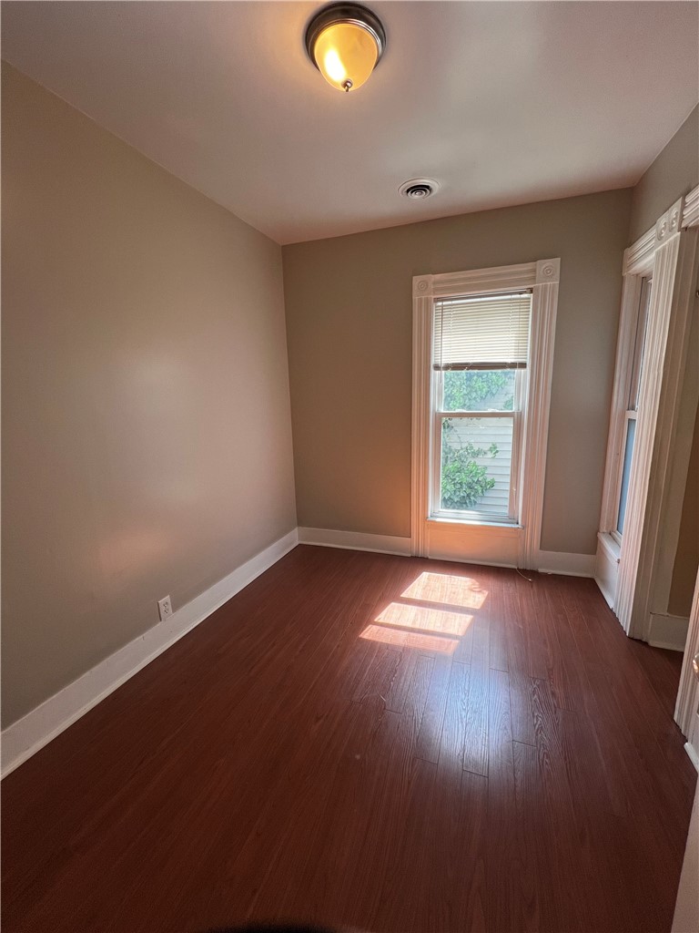 188-190 Charlotte Street, Unit 188 Rochester, NY 14607 - Photo 11 of 46 190 Up Bedroom 2