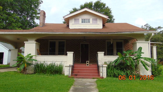 509 Jackson Avenue McComb, MS 39648 - Photo 1 of 1 Main View