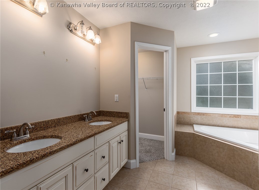 62 Victoria Commons Winfield, WV 25213 - Photo 14 of 22 Gallery Image 14