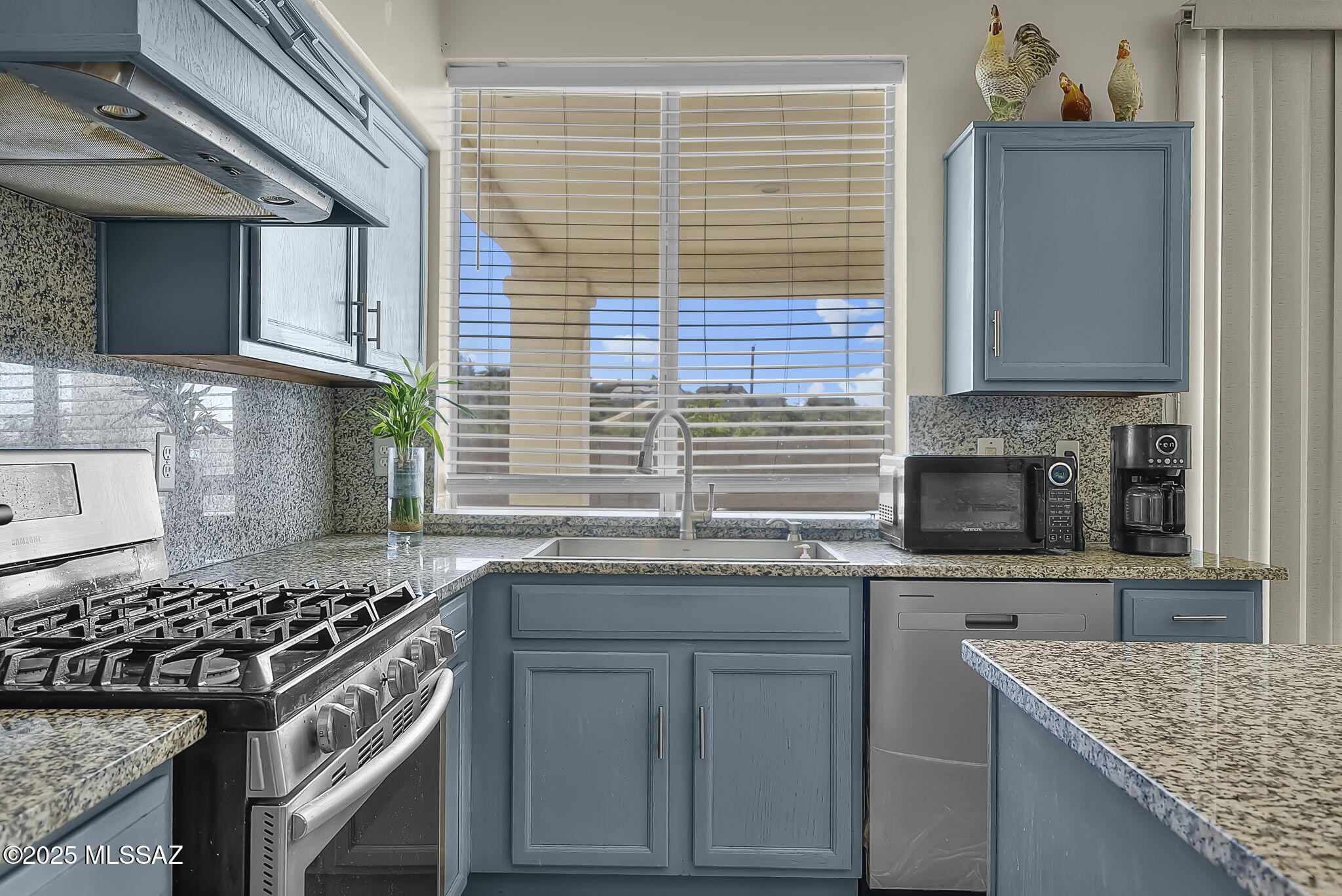39 Avenida Pastor Rio Rico, AZ 85648 - Photo 15 of 46 30-web-or-mls-39-avenida-pastor