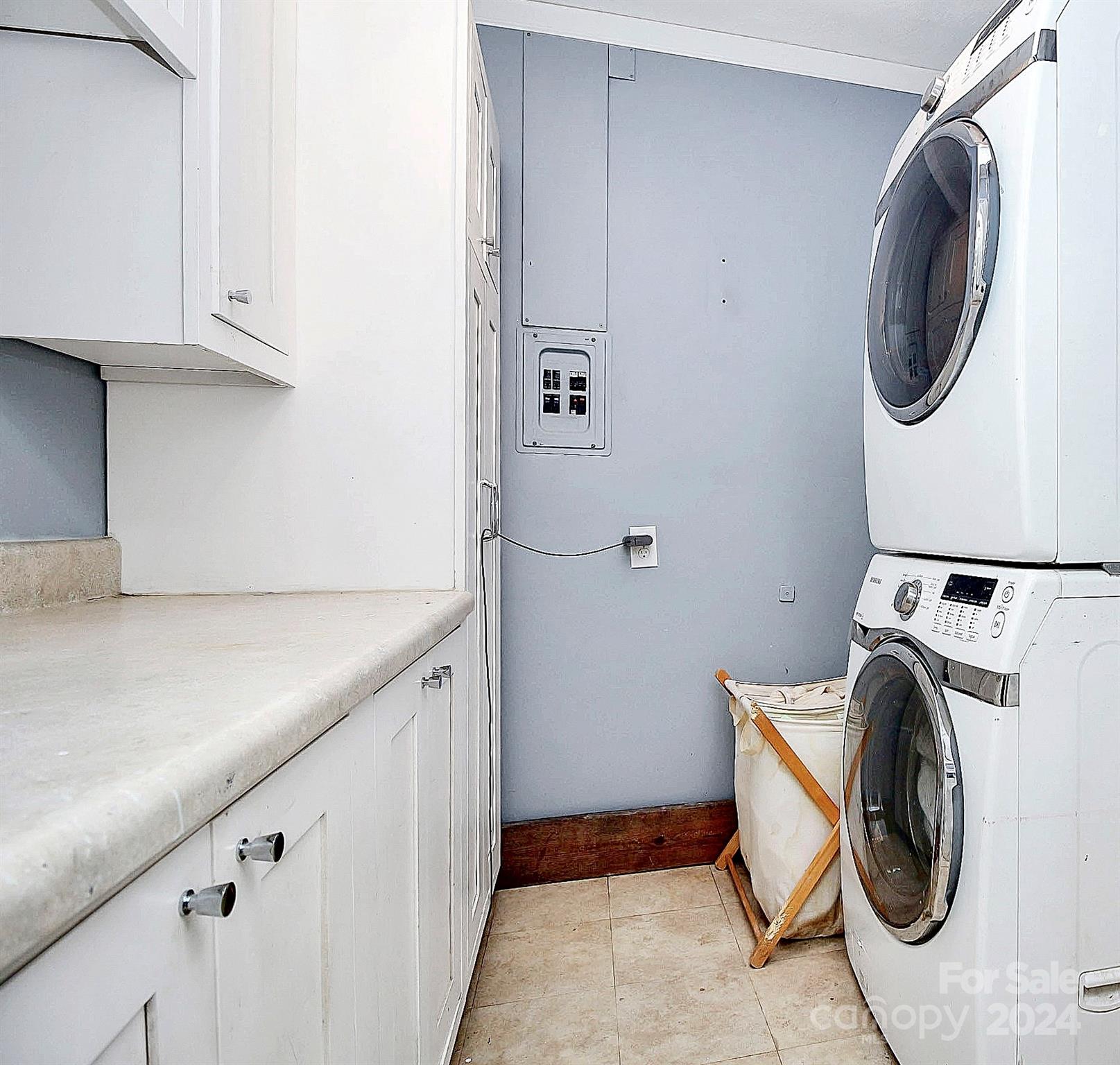 1011 Nancy Drive Charlotte, NC 28211 - Photo 29 of 44 a utility room with dryer and washer