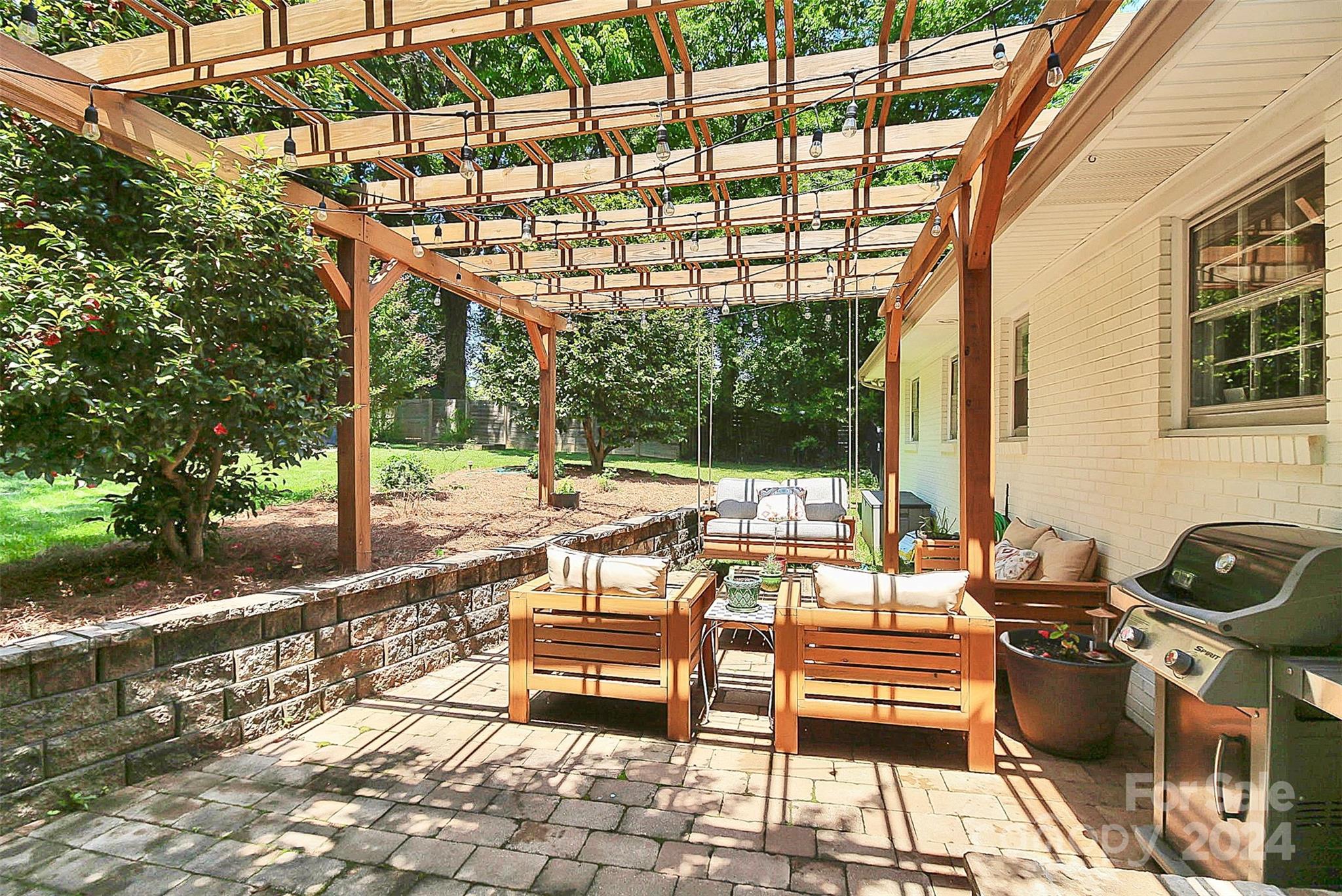 1011 Nancy Drive Charlotte, NC 28211 - Photo 6 of 44 a patio with patio area