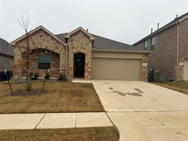 $2,000 | 1202 Sequoia Lane, Princeton, TX 75407