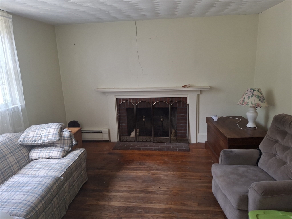 20 Anthony Road Yarmouth, MA 02673 - Photo 9 of 12 Gallery Image 9