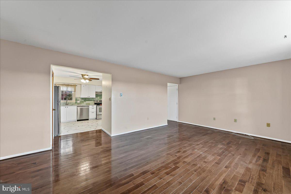 6610 White Oak Road Christiana, PA 17509 - Photo 7 of 28