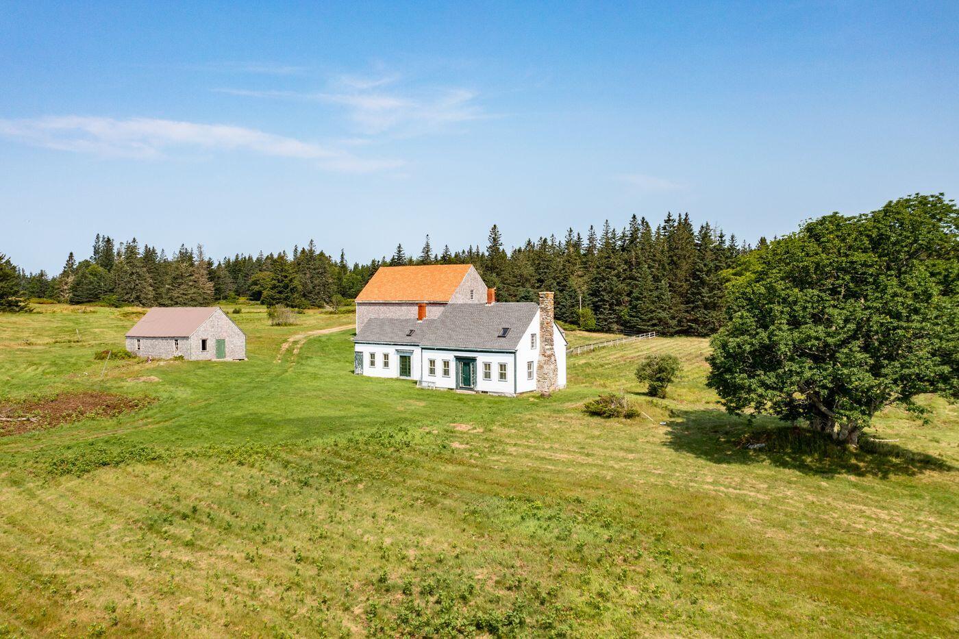 377 South Shore Road North Haven, ME 04853 - Photo 4 of 23 W5-ME2358_4