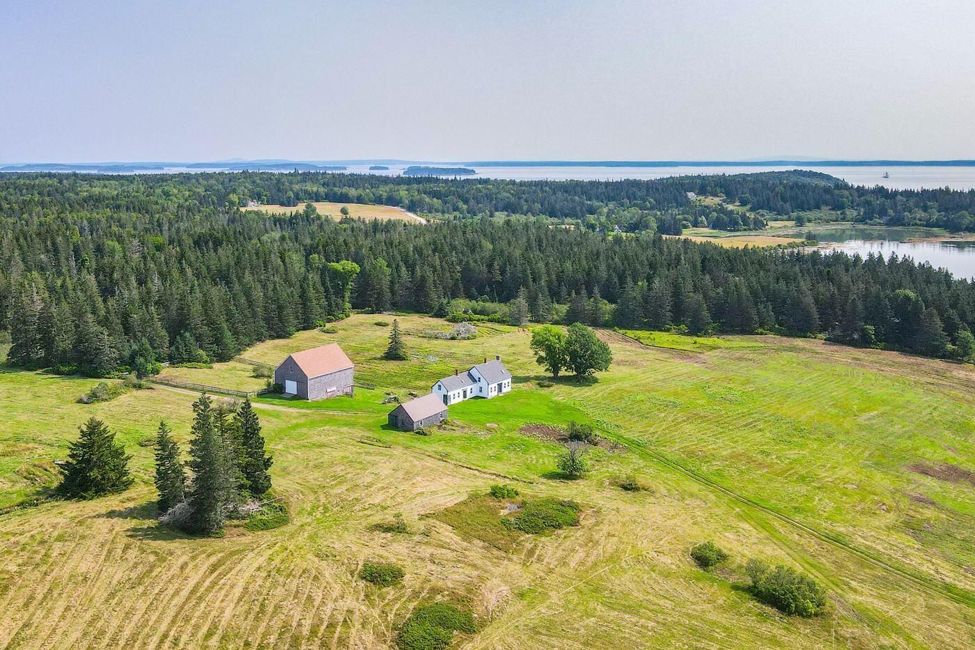 377 South Shore Road North Haven, ME 04853 - Photo 6 of 23 W7-ME2358_6