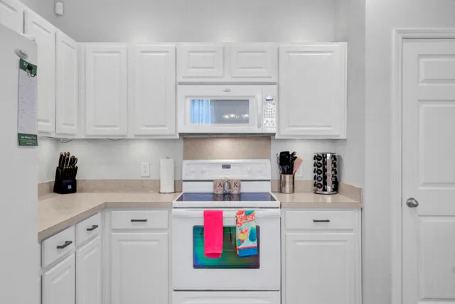 $2,600 | 132 Woodward Road, Goose Creek, SC 29445