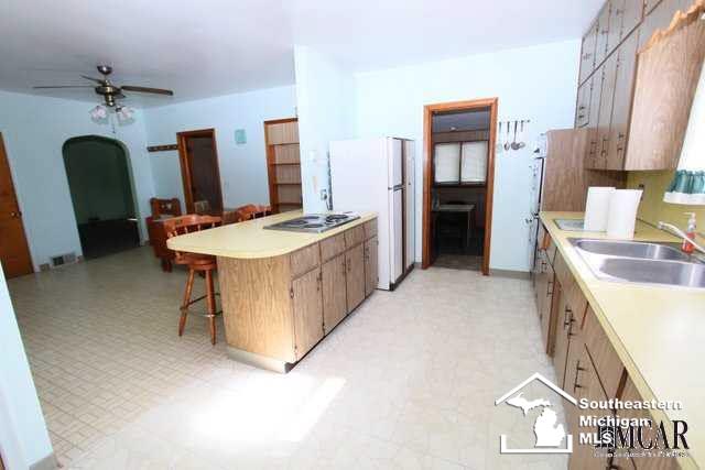 11245 Palmer Road Maybee, MI 48159 - Photo 12 of 23 21380102-11.JPG