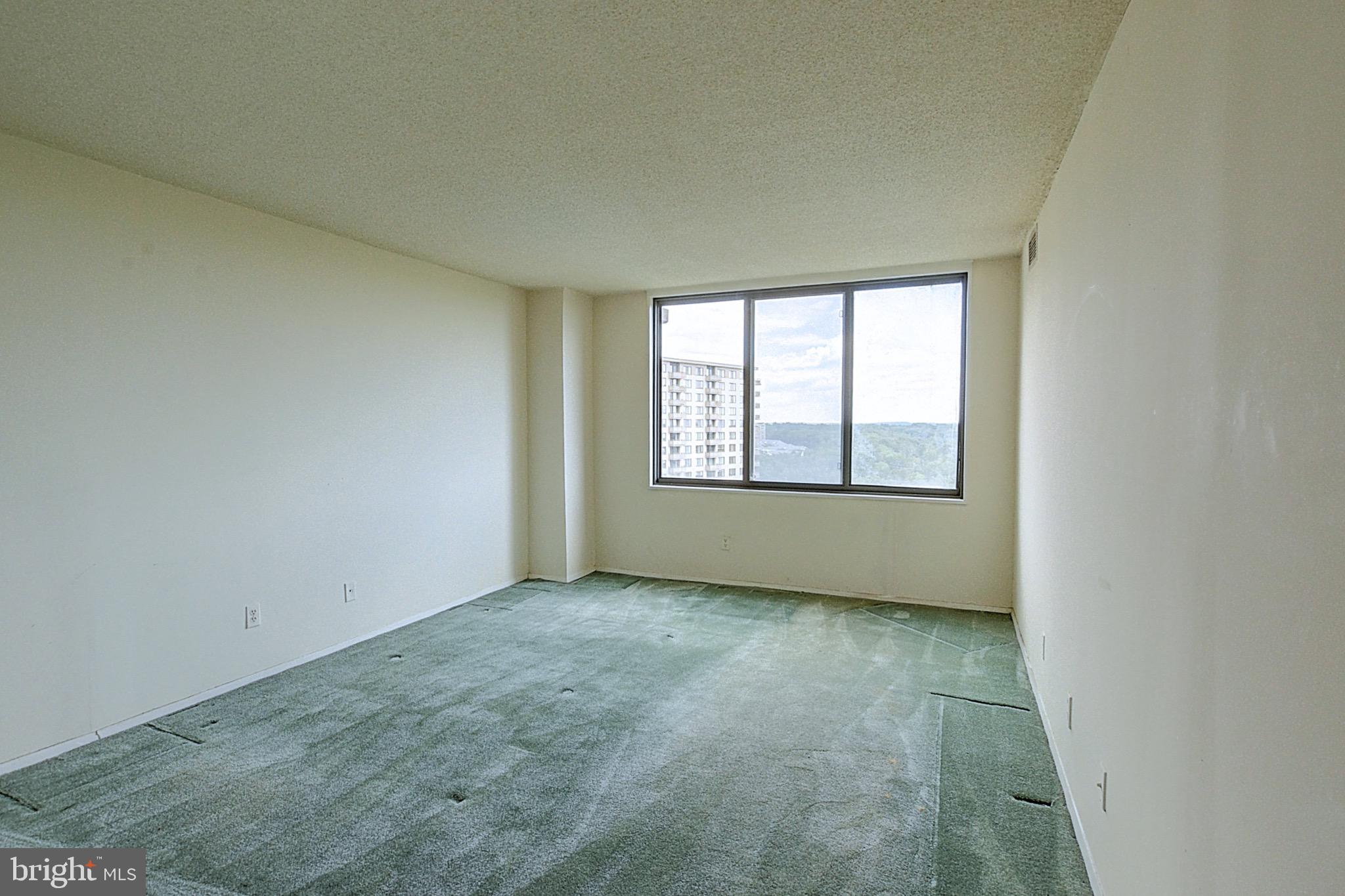 5225 Pooks Hill Road, Unit 1421S Bethesda, MD 20814 - Photo 4 of 23
