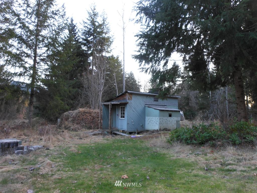 210 Kiona Road Randle, WA 98377 - Photo 3 of 3 Gallery Image 3