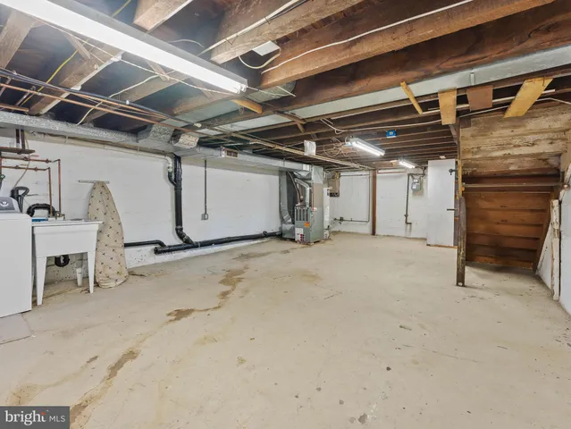 $2,500 | 117 Dill Avenue, Collingswood, NJ 08108