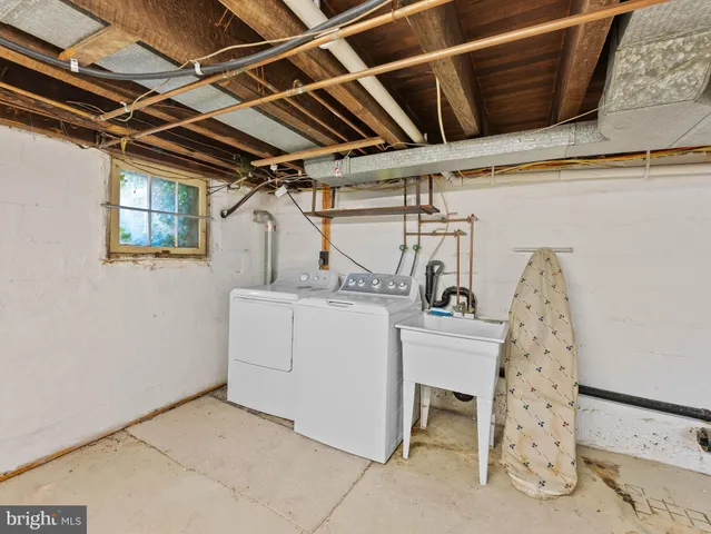 $2,500 | 117 Dill Avenue, Collingswood, NJ 08108