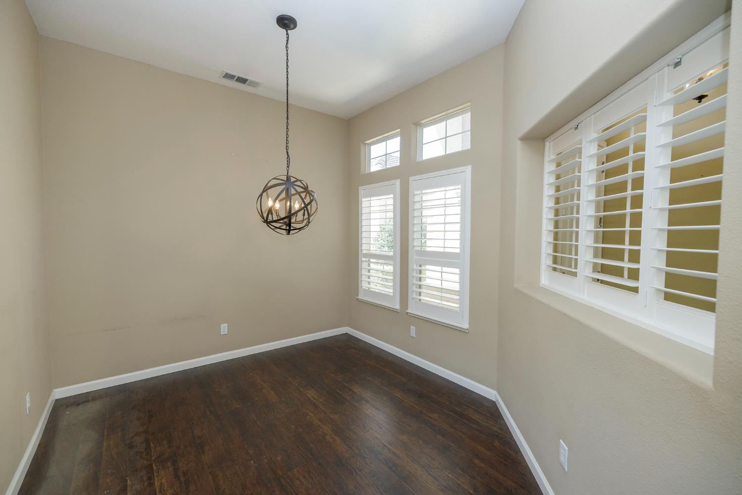4621 Vía Fiori Modesto, CA 95357 - Photo 11 of 28