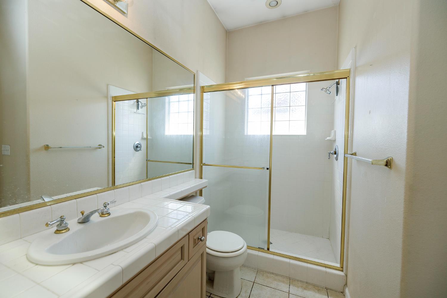 4621 Vía Fiori Modesto, CA 95357 - Photo 20 of 28