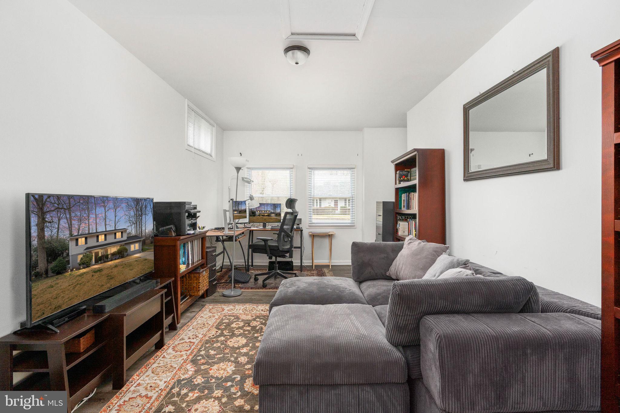 8434 Thames Street Springfield, VA 22151 - Photo 25 of 66