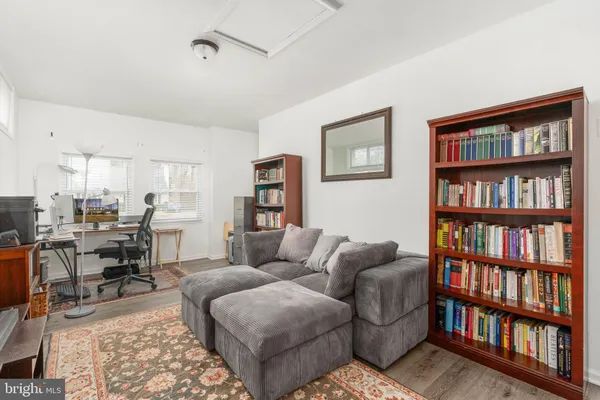 $850,000 | 8434 Thames Street, Springfield, VA 22151