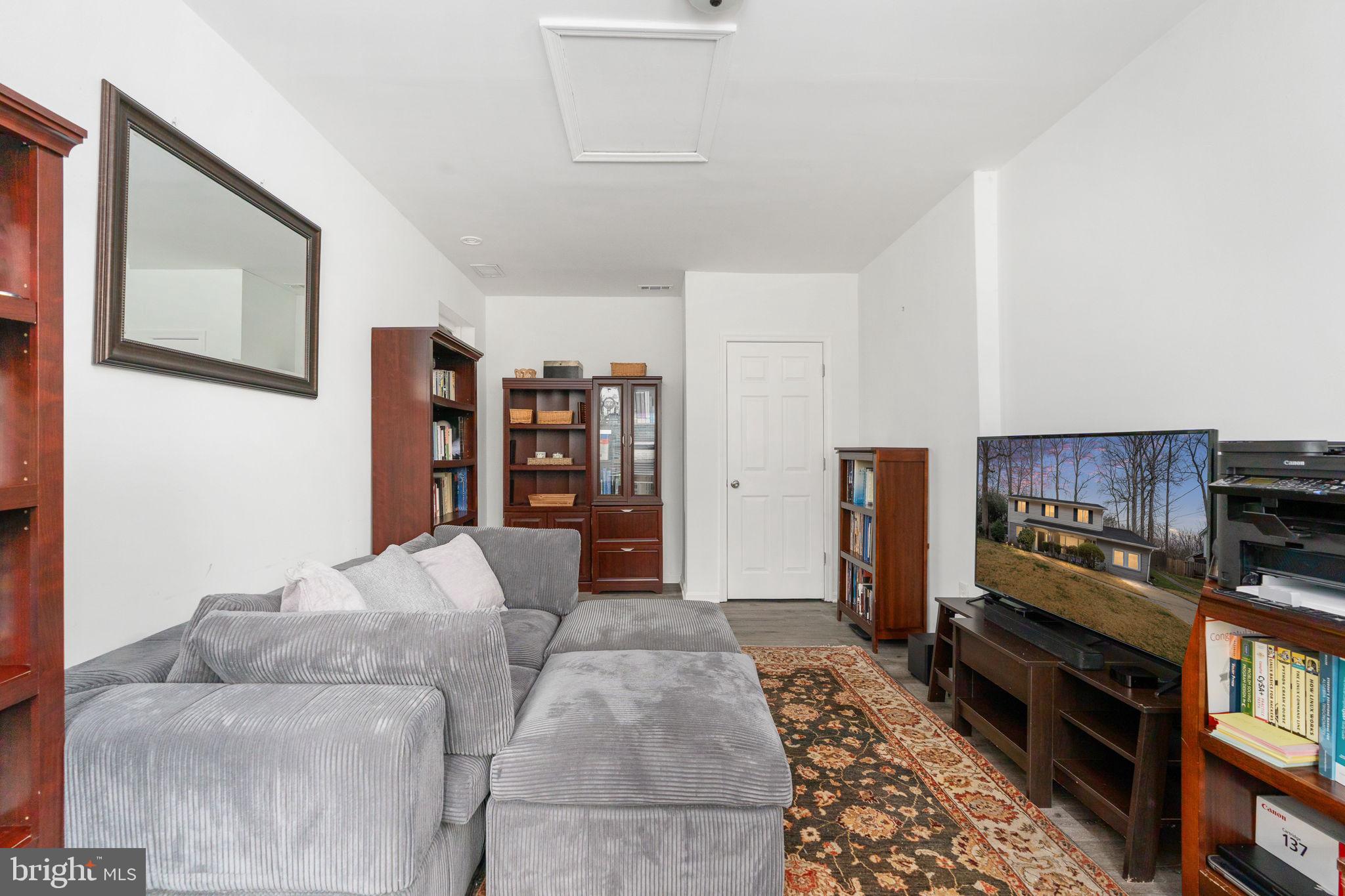 8434 Thames Street Springfield, VA 22151 - Photo 27 of 66