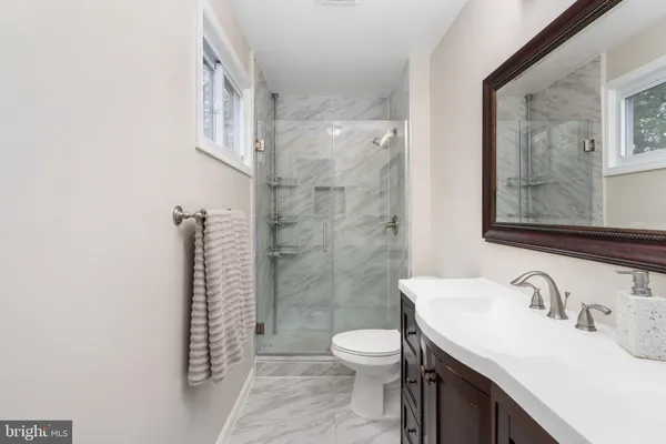 $850,000 | 8434 Thames Street, Springfield, VA 22151