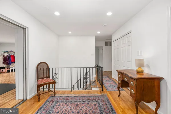 $850,000 | 8434 Thames Street, Springfield, VA 22151