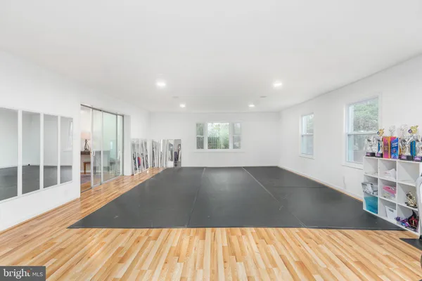 $850,000 | 8434 Thames Street, Springfield, VA 22151