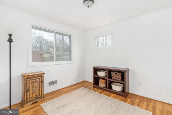 $850,000 | 8434 Thames Street, Springfield, VA 22151