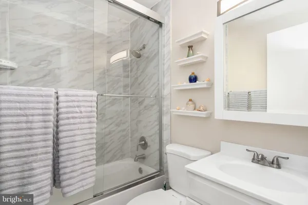 $850,000 | 8434 Thames Street, Springfield, VA 22151