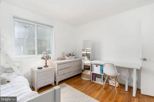 $850,000 | 8434 Thames Street, Springfield, VA 22151