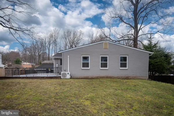 $850,000 | 8434 Thames Street, Springfield, VA 22151