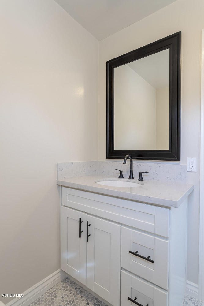 6826 Rhea Avenue Reseda, CA 91335 - Photo 19 of 22 Rhea_Low-19