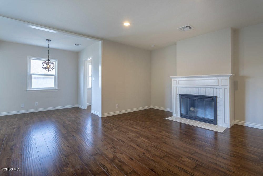 6826 Rhea Avenue Reseda, CA 91335 - Photo 3 of 22 Rhea_Low-3