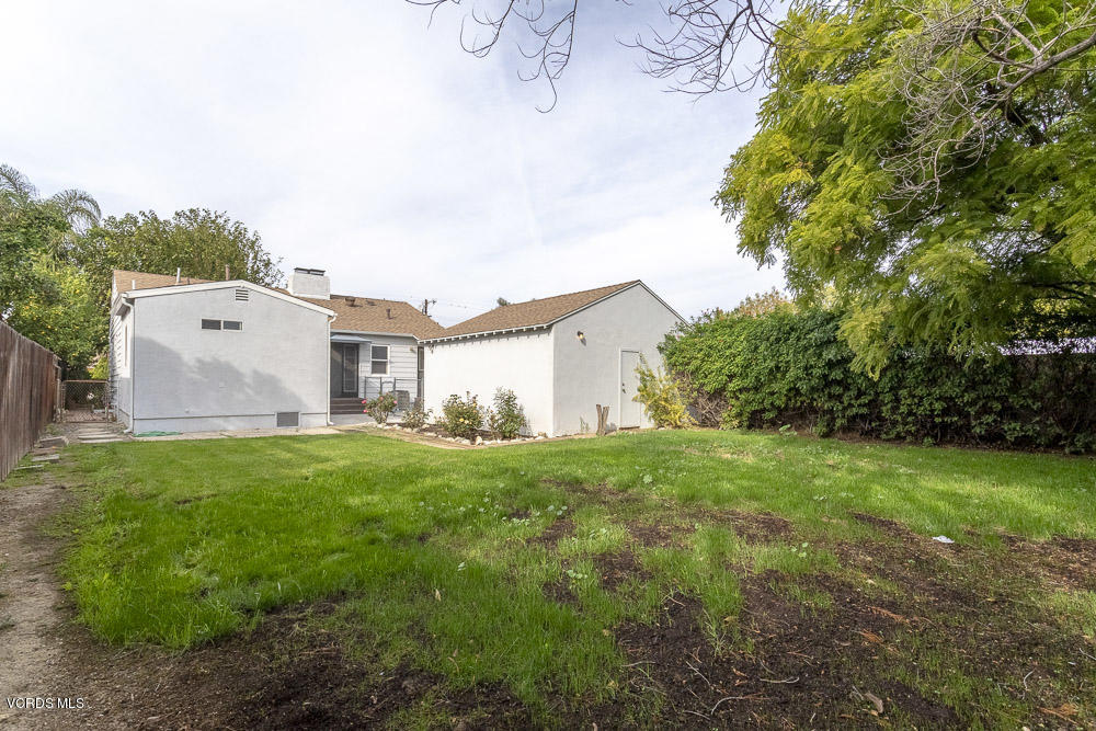 6826 Rhea Avenue Reseda, CA 91335 - Photo 21 of 22 Rhea_Low-21