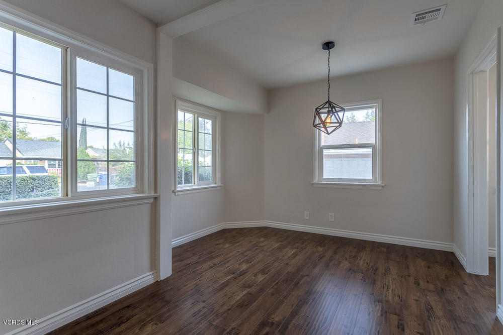 6826 Rhea Avenue Reseda, CA 91335 - Photo 6 of 22 Rhea_Low-6