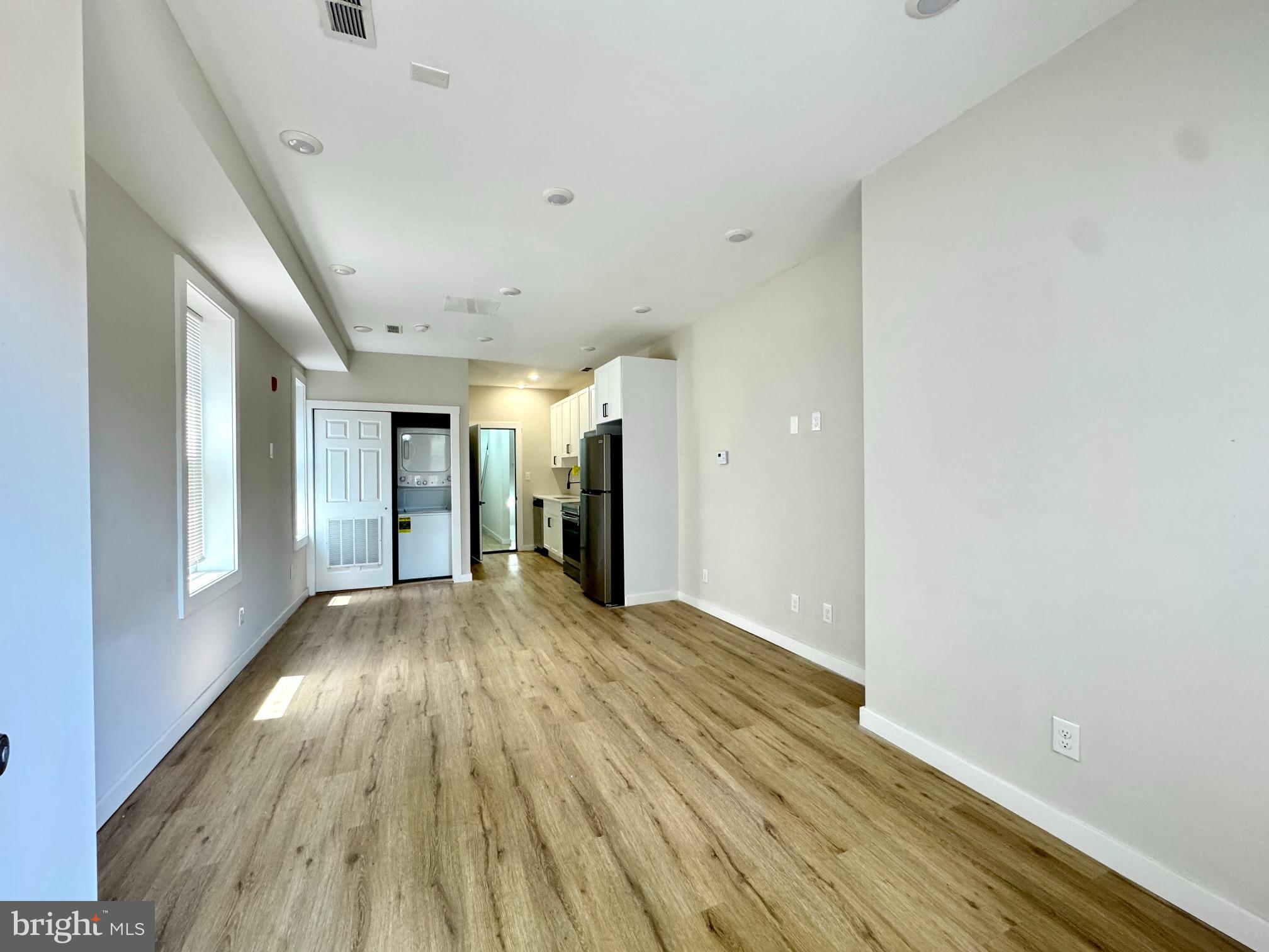255 South 44th Street, Unit 2 Philadelphia, PA 19104 - Photo 4 of 7