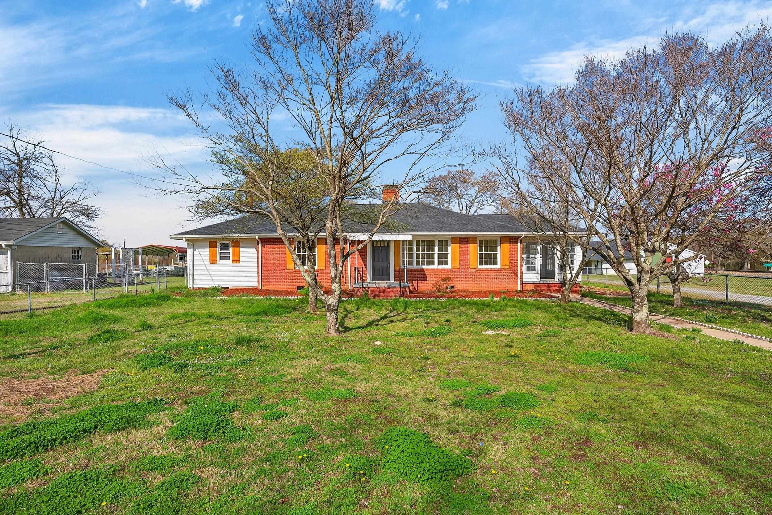 181 Highway 150 Pacolet, SC 29372 - Photo 3 of 40