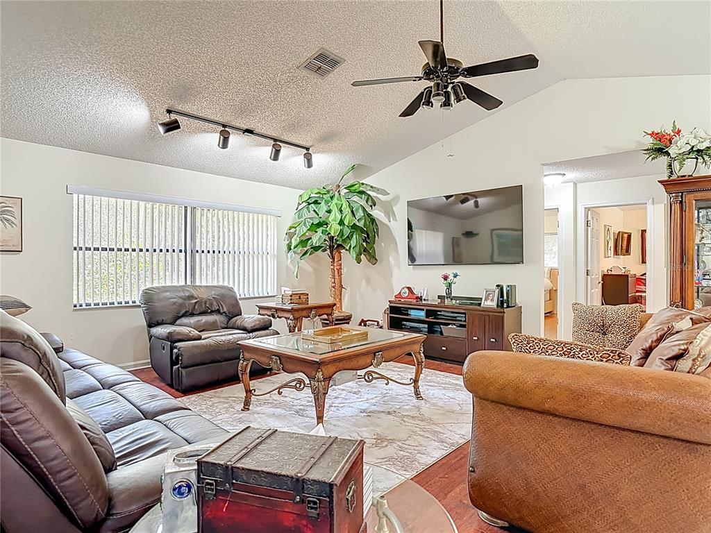 1415 Stone Trail Deltona, FL 32725 - Photo 13 of 54