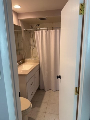 27 Arlington Road, Unit 2 Woburn, MA 01801 - Photo 6 of 23 Gallery Image 6