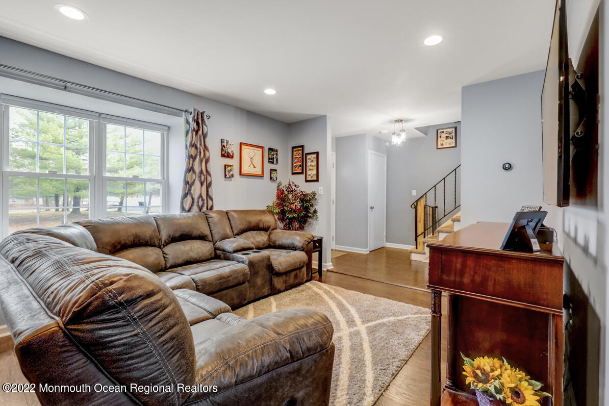 11 Musket Court Howell, NJ 07731 - Photo 7 of 32 JSOV1114_5_6