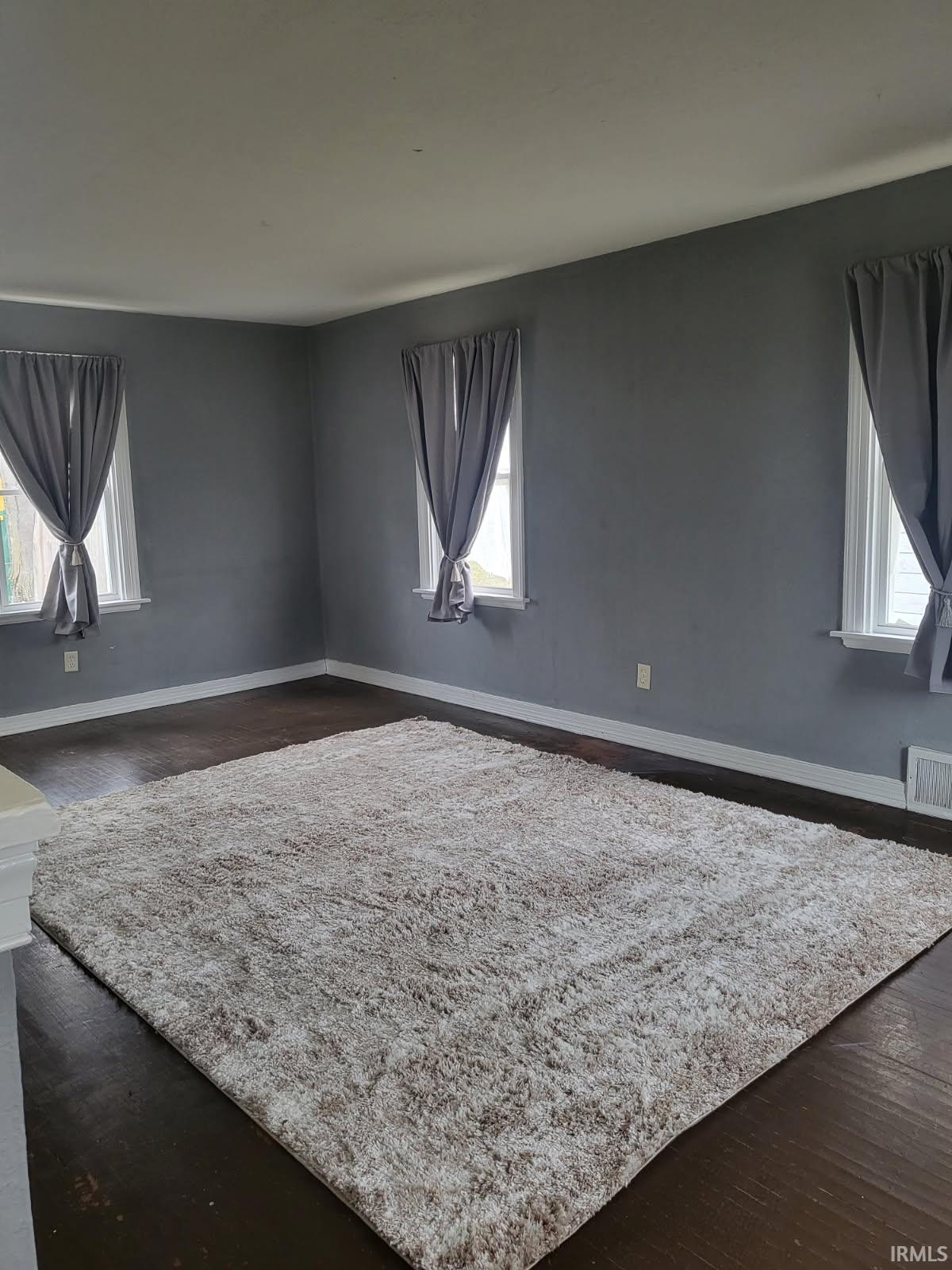 1415 Baxter Street Fort Wayne, IN 46806 - Photo 5 of 16